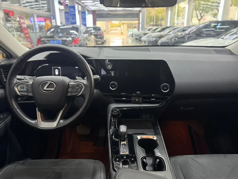 Lexus NX 2022 260 Tracción delantera Versión Chuangchi exterior foto 7 Lexus NX 2022 260 Tracción delantera Versión Chuangchi exterior foto 7