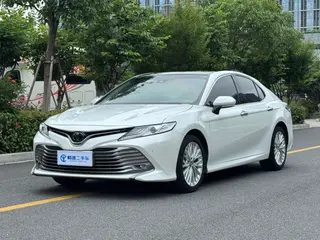 Toyota Camry 2019 2.5G Роскошная версия Страна VI