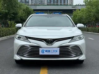 Toyota Camry 2019 2.5G Luxury Edition Country VI exterior photo 2 Toyota Camry 2019 2.5G Luxury Edition Country VI exterior photo 2