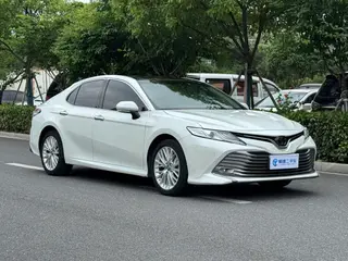 Toyota Camry 2019 2.5G Luxury Edition Country VI exterior photo 3 Toyota Camry 2019 2.5G Luxury Edition Country VI exterior photo 3
