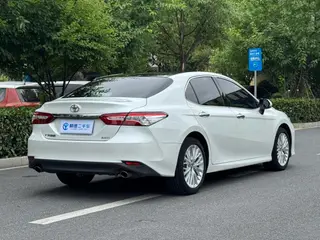 Toyota Camry 2019 2.5G Luxury Edition Country VI exterior photo 4 Toyota Camry 2019 2.5G Luxury Edition Country VI exterior photo 4