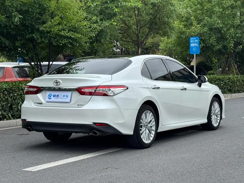 Toyota Camry 2019 2.5G Luxury Edition Country VI exterior photo 4 Toyota Camry 2019 2.5G Luxury Edition Country VI exterior photo 4