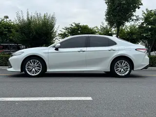 Toyota Camry 2019 2.5G Luxury Edition Country VI exterior photo 7 Toyota Camry 2019 2.5G Luxury Edition Country VI exterior photo 7
