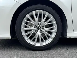 Toyota Camry 2019 2.5G Luxury Edition Country VI exterior photo 10 Toyota Camry 2019 2.5G Luxury Edition Country VI exterior photo 10
