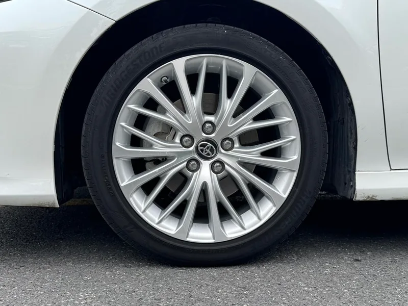 Toyota Camry 2019 2.5G Luxury Edition Country VI exterior photo 10 Toyota Camry 2019 2.5G Luxury Edition Country VI exterior photo 10