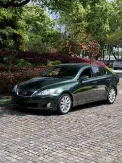 Lexus IS 2009 300 Versión deslumbrante exterior foto 1 Lexus IS 2009 300 Versión deslumbrante exterior foto 1