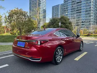 Lexus ES 2018 200 Luxury Edition China V exterior photo 4