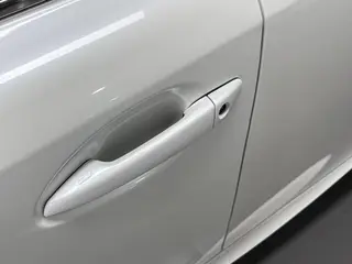Lexus IS 2017 300 Leading Edition interior photo 15 Lexus IS 2017 300 Leading Edition interior photo 15