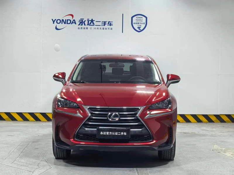 Lexus NX 2015 200 Precursor Frontal Edition exterior photo 2