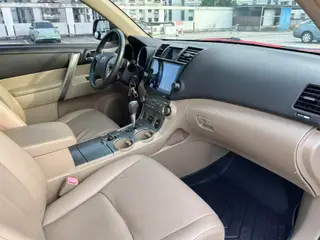 Toyota Highlander 2009 2.7L Dos tracciones 7 Edición de lujo interior foto 16 Toyota Highlander 2009 2.7L Dos tracciones 7 Edición de lujo interior foto 16