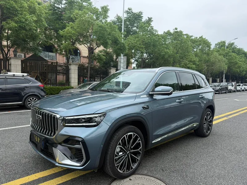 Geely Monjaro 2026 2.0TD High-power automatic four-wheel drive oriental obsidian full moon version exterior photo 1 Geely Monjaro 2026 2.0TD High-power automatic four-wheel drive oriental obsidian full moon version exterior photo 1
