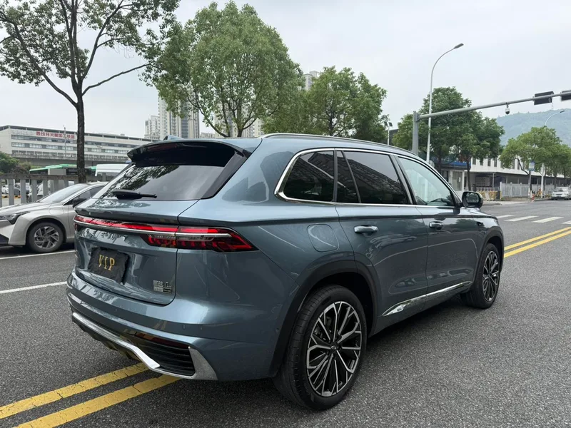 Geely Monjaro 2026 2.0TD High-power automatic four-wheel drive oriental obsidian full moon version exterior photo 5 Geely Monjaro 2026 2.0TD High-power automatic four-wheel drive oriental obsidian full moon version exterior photo 5