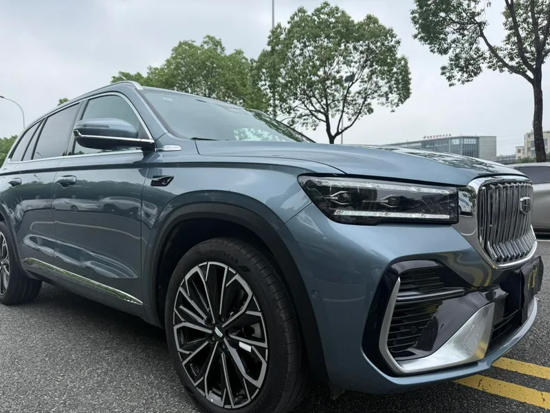 Geely Monjaro 2026 2.0TD High-power automatic four-wheel drive oriental obsidian full moon version interior photo 11 Geely Monjaro 2026 2.0TD High-power automatic four-wheel drive oriental obsidian full moon version interior photo 11