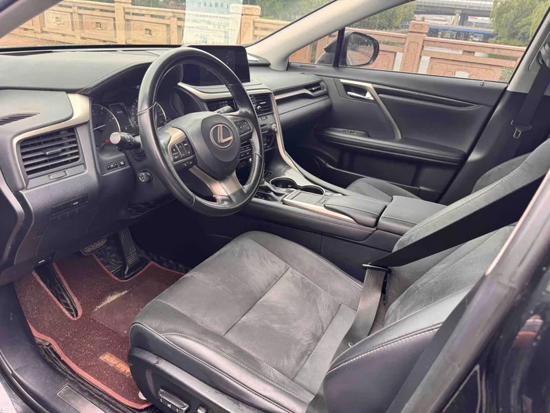 Lexus RX 2020 300 Two-wheel drive elite version Country VI interior photo 6 Lexus RX 2020 300 Two-wheel drive elite version Country VI interior photo 6