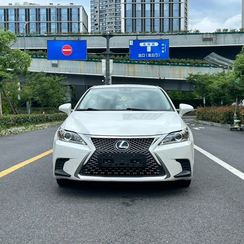 Lexus CT 2020 CT200h Elite Edition Two colors exterior photo 2 Lexus CT 2020 CT200h Elite Edition Two colors exterior photo 2