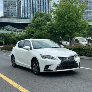Lexus CT 2020 CT200h Elite Edition Two colors exterior photo 3 Lexus CT 2020 CT200h Elite Edition Two colors exterior photo 3