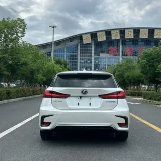 Lexus CT 2020 CT200h Elite Edition Two colors exterior photo 5 Lexus CT 2020 CT200h Elite Edition Two colors exterior photo 5