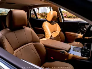 Lexus LS 2018 500h Premium Edition China V interior photo 10
