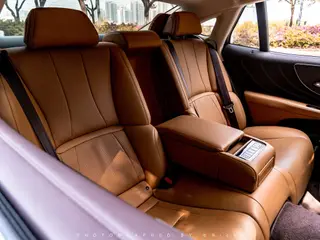 Lexus LS 2018 500h Premium Edition China V interior photo 13