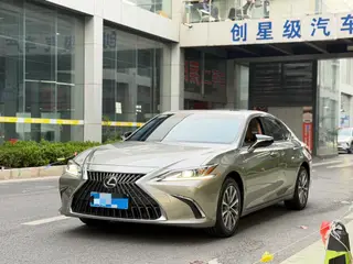 Lexus ES 2022 200 Premium Edition