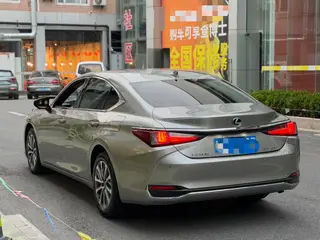 Lexus ES 2022 200 Premium Edition exterior photo 3 Lexus ES 2022 200 Premium Edition exterior photo 3