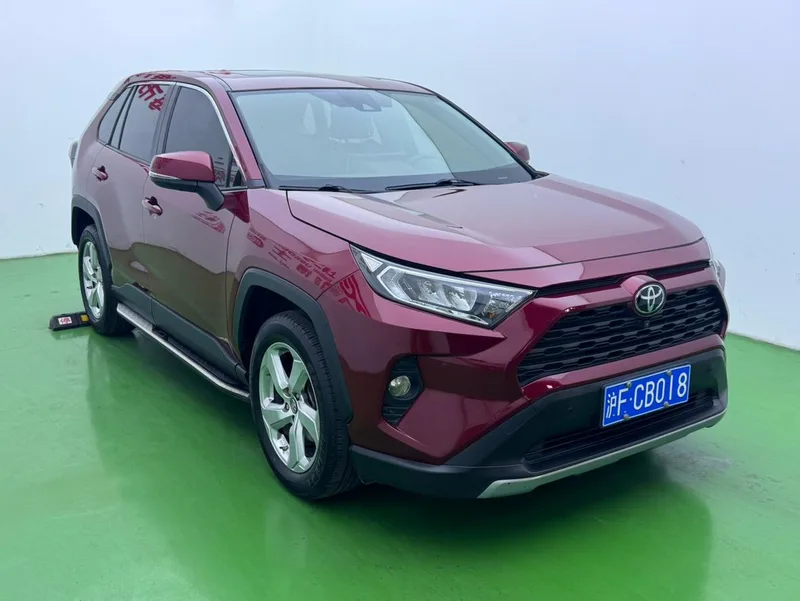 Toyota RAV4 2020 2.0L CVT Versión de moda con tracción en dos ruedas exterior foto 2 Toyota RAV4 2020 2.0L CVT Versión de moda con tracción en dos ruedas exterior foto 2