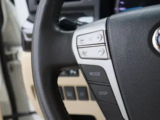 Toyota Alphard 2015 3.5L Premium Edition interior photo 16 Toyota Alphard 2015 3.5L Premium Edition interior photo 16