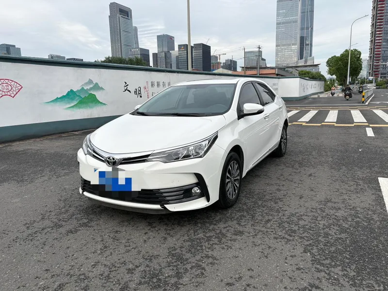 Toyota Corolla 2018 1.2T S-CVT GL Version intelligente État VI extérieur photo 1 Toyota Corolla 2018 1.2T S-CVT GL Version intelligente État VI extérieur photo 1