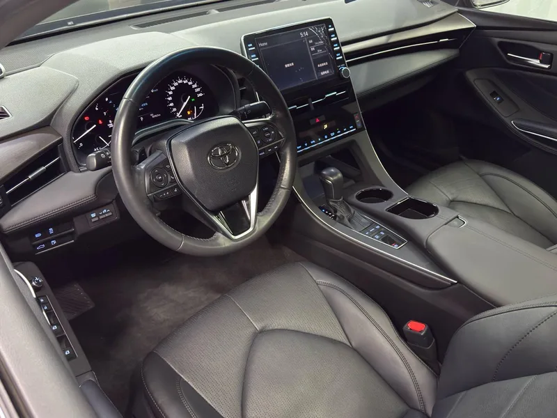 Toyota Avalon 2021 2.5L Version de luxe intérieur photo 13 Toyota Avalon 2021 2.5L Version de luxe intérieur photo 13