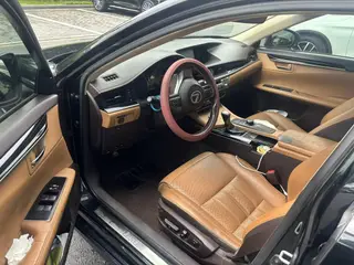 Lexus ES 2015 200 Comfort Edition interior photo 7 Lexus ES 2015 200 Comfort Edition interior photo 7