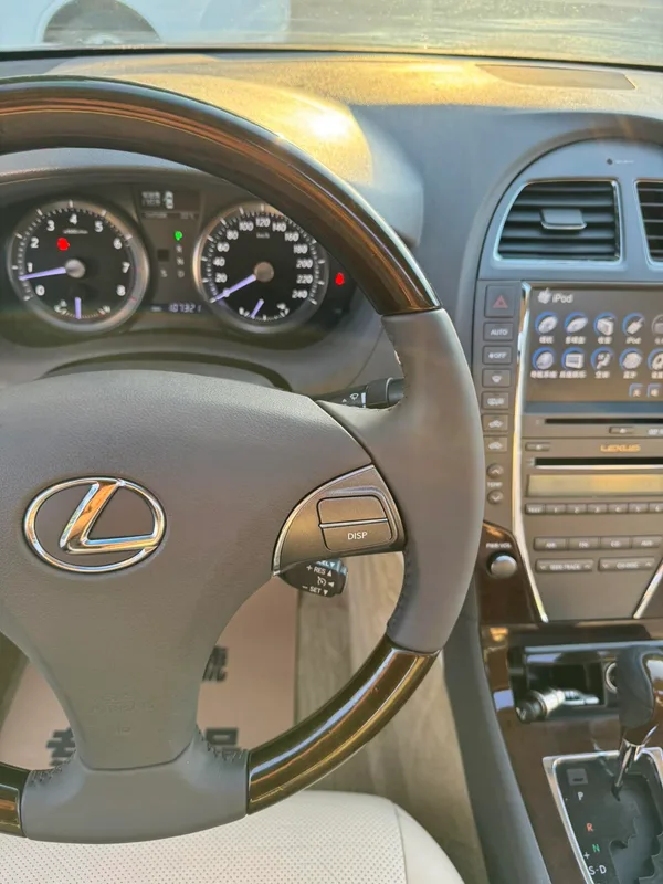 Lexus ES 2010 350 Luxury Edition exterior photo 7 Lexus ES 2010 350 Luxury Edition exterior photo 7