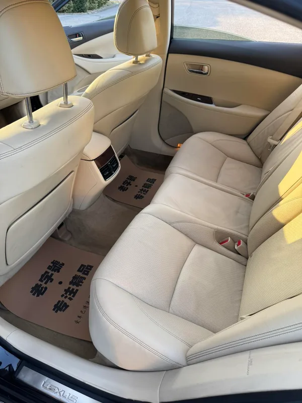 Lexus ES 2010 350 Luxury Edition interior photo 14 Lexus ES 2010 350 Luxury Edition interior photo 14
