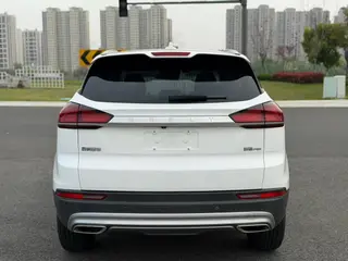 Geely Boyue 2020 1.8TD DCT La sagesse PRO intérieur photo 8 Geely Boyue 2020 1.8TD DCT La sagesse PRO intérieur photo 8