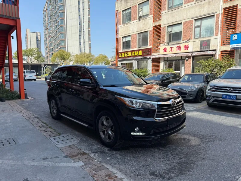 Toyota Highlander 2015 2.0T 4WD Extreme Edition 7 seat exterior photo 3 Toyota Highlander 2015 2.0T 4WD Extreme Edition 7 seat exterior photo 3