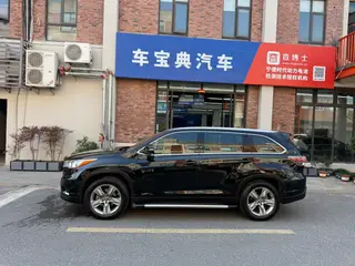 Toyota Highlander 2015 2.0T 4WD Extreme Edition 7 seat interior photo 16 Toyota Highlander 2015 2.0T 4WD Extreme Edition 7 seat interior photo 16