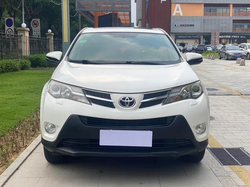 Toyota RAV4 2013 2.5L Automatic four-wheel drive elite version exterior photo 3 Toyota RAV4 2013 2.5L Automatic four-wheel drive elite version exterior photo 3