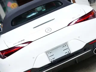 Mercedes-Benz Mercedes-AMG SL-Class 2023 2.0T Automatic Rear-wheel drive 4 seat parallel import exterior photo 9 Mercedes-Benz Mercedes-AMG SL-Class 2023 2.0T Automatic Rear-wheel drive 4 seat parallel import exterior photo 9