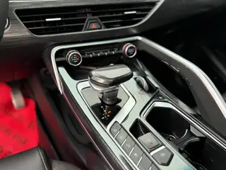 Geely Xingyue 2019 350T Night Knight Limited Edition interior photo 13 Geely Xingyue 2019 350T Night Knight Limited Edition interior photo 13