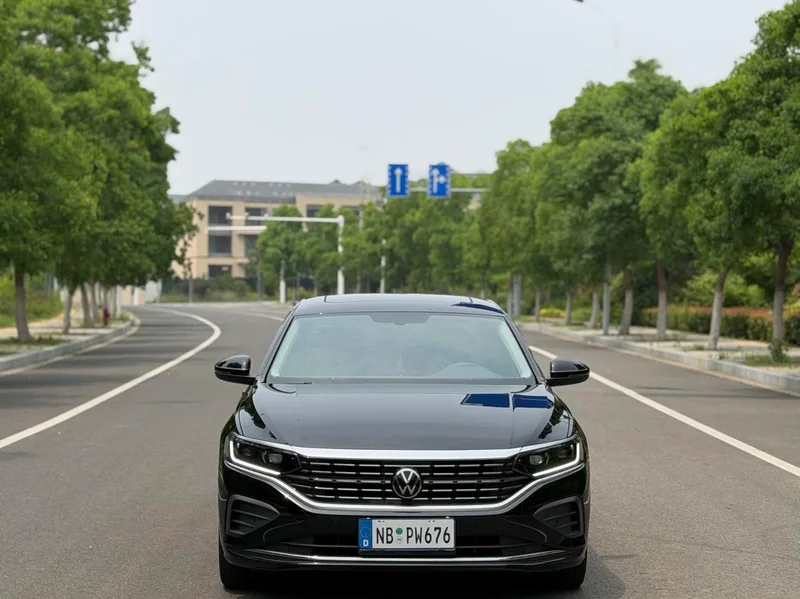 Volkswagen Passat 2024 Вывыдающаяся сумма 380TSI Звездный дракон версия экстерьер фото 2 Volkswagen Passat 2024 Вывыдающаяся сумма 380TSI Звездный дракон версия экстерьер фото 2
