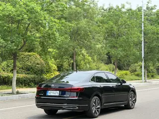 Volkswagen Passat 2024 Вывыдающаяся сумма 380TSI Звездный дракон версия интерьер фото 13 Volkswagen Passat 2024 Вывыдающаяся сумма 380TSI Звездный дракон версия интерьер фото 13