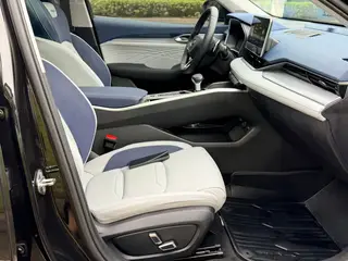 Geely Preface 2020 2.0T Modelo insignia interior foto 10 Geely Preface 2020 2.0T Modelo insignia interior foto 10