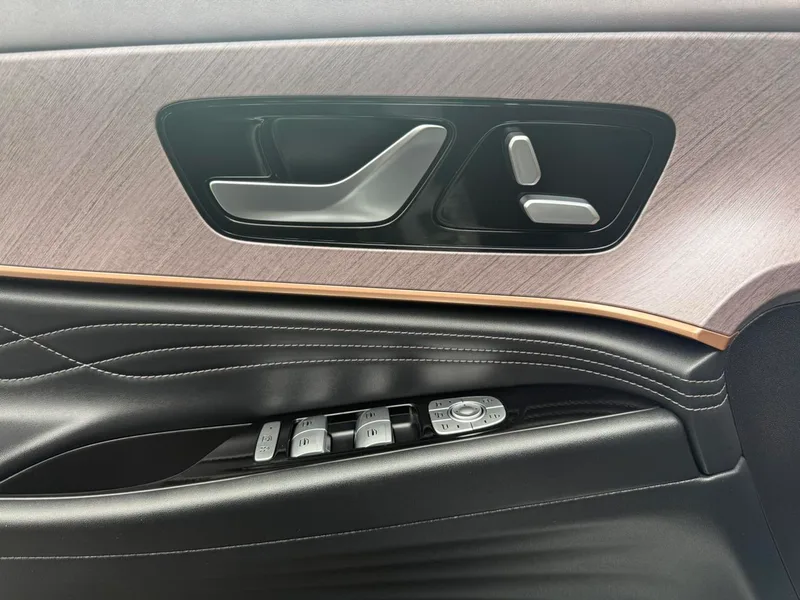 Chery Tiggo 9 2025 2.0T AT Two-Wheel Drive Premium Edition interior photo 14 Chery Tiggo 9 2025 2.0T AT Two-Wheel Drive Premium Edition interior photo 14