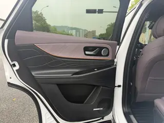 Chery Tiggo 9 2025 2.0T AT Two-Wheel Drive Premium Edition interior photo 19 Chery Tiggo 9 2025 2.0T AT Two-Wheel Drive Premium Edition interior photo 19