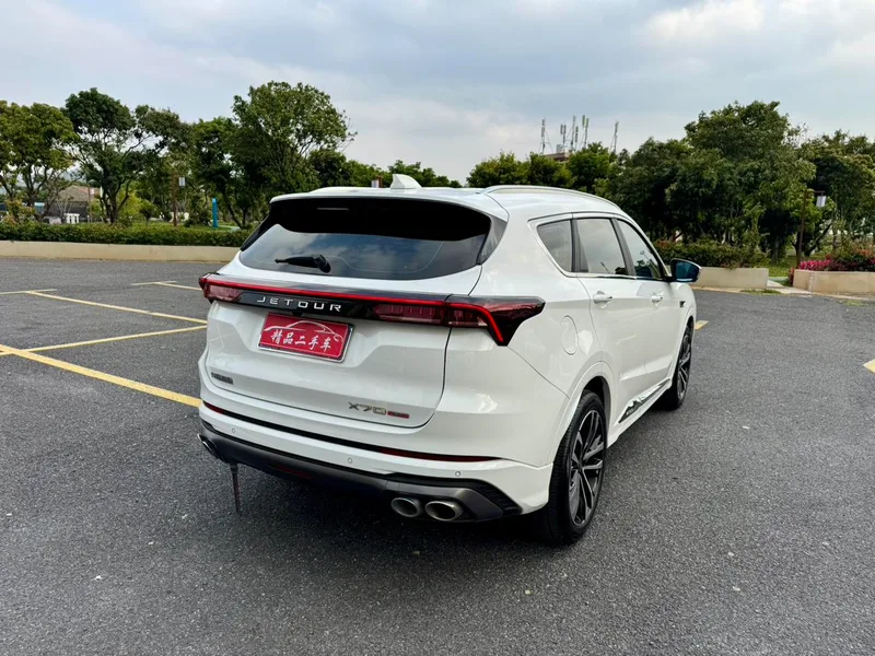 Jetour X70 PLUS 2022 1.6T DCT Tierra Pro 7 Asiento exterior foto 7 Jetour X70 PLUS 2022 1.6T DCT Tierra Pro 7 Asiento exterior foto 7