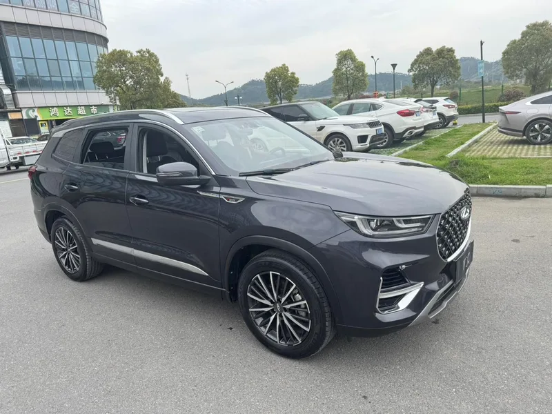 Chery Tiggo 8 PLUS 2021 290TGDI DCT Гордость версия экстерьер фото 3 Chery Tiggo 8 PLUS 2021 290TGDI DCT Гордость версия экстерьер фото 3
