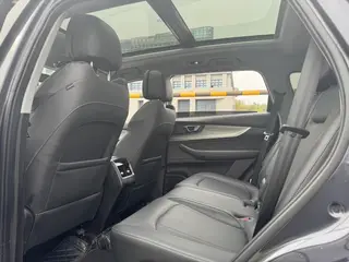 Chery Tiggo 8 PLUS 2021 290TGDI DCT Гордость версия интерьер фото 11 Chery Tiggo 8 PLUS 2021 290TGDI DCT Гордость версия интерьер фото 11