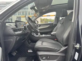 Chery Tiggo 8 PLUS 2021 290TGDI DCT Гордость версия интерьер фото 12 Chery Tiggo 8 PLUS 2021 290TGDI DCT Гордость версия интерьер фото 12