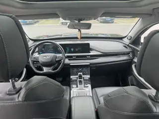 Chery Tiggo 8 PLUS 2021 290TGDI DCT Гордость версия интерьер фото 13 Chery Tiggo 8 PLUS 2021 290TGDI DCT Гордость версия интерьер фото 13