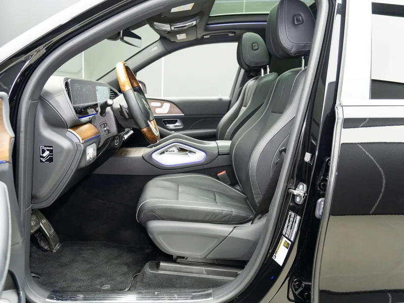 Mercedes-Benz Maybach GLS 2022 4.0L Automático Tracción a las cuatro ruedas 4 Asiento Importación paralela exterior foto 8 Mercedes-Benz Maybach GLS 2022 4.0L Automático Tracción a las cuatro ruedas 4 Asiento Importación paralela exterior foto 8
