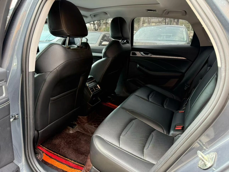 Geely Preface 2020 2.0T De lujo exterior foto 5 Geely Preface 2020 2.0T De lujo exterior foto 5